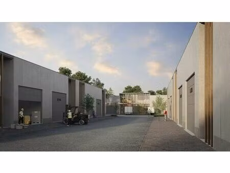 unité pme durable de 972 m² près de l'autoroute e19