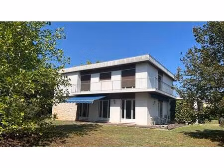 vente maison 8 pièces 191 m² roquefort (40120)
