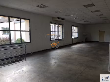 location dépot / local d'activités st affrique