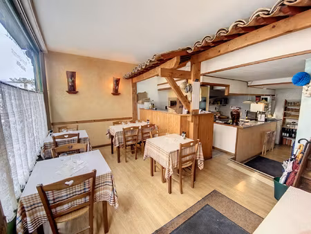 local commercial (restaurant) avec fonds de commerce et appa