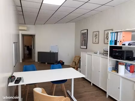 local commercial 67 m²