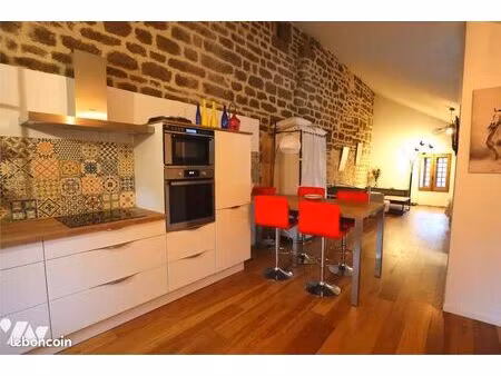 studio 1 pièce 46 m²