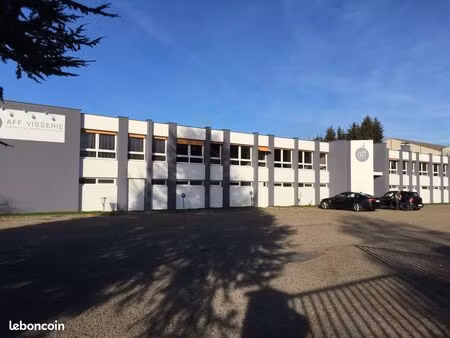 bâtiment industriel monistrol-sur-loire 43