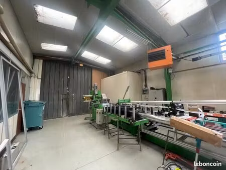 local d'activité 185 m²