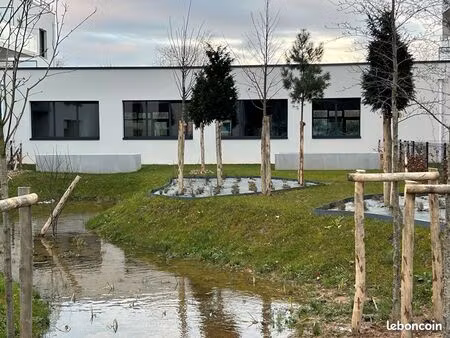 local commercial 125 m² bihorel