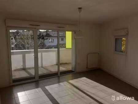 proche chartrons appartement 3 pieces avec loggia