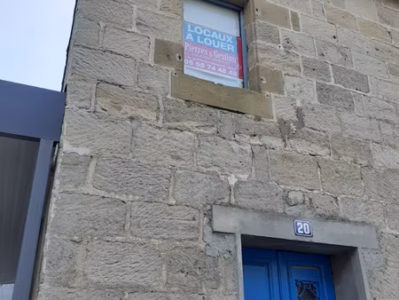 local professionnel 97m2 quartier hopital