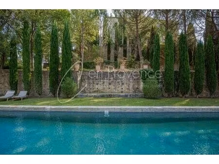 prestigieux château en location gignac  france