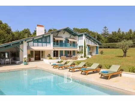 maison de luxe de 310 m2 en location arcangues  france