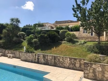 villa de luxe de 6 pièces en location biot  france
