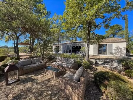 villa de 4 chambres de luxe en location roussillon  france