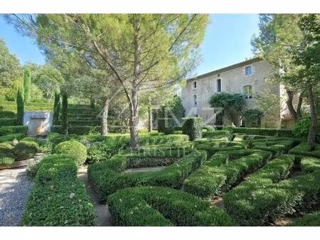 maison de campagne exclusive de 700 m2 en location apt  france