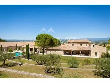 maison de prestige de 1000 m2 en location goult  france