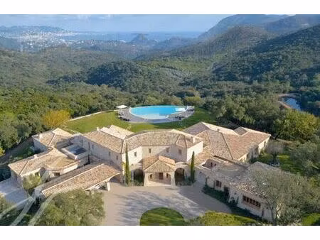 maison de prestige de 1000 m2 en location fréjus  france