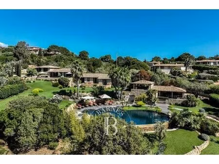 villa de luxe en location sainte-lucie de porto-vecchio  france