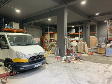 location commerce 230 m² à villeurbanne (69100)