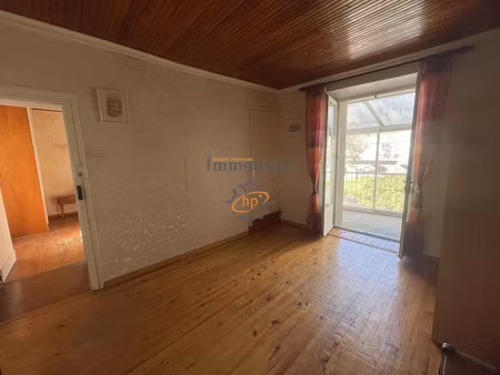 vente maison 7 pièces 83 m² à saint-affrique (12400)  88 000 €