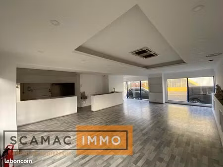 local commercial 127 m²