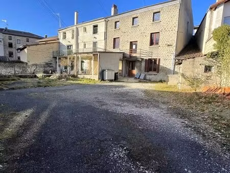 maison 5 pièces 260 m²