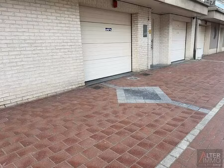 ondergrondse autostaanplaats te knokke