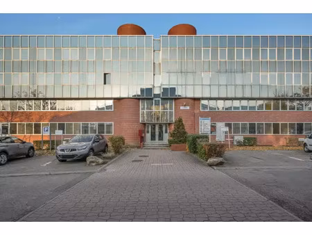 a louer - bureaux parfait état - loyer attractif