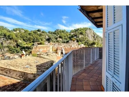 vente maison 7 pièces 150 m² gilette (06830)