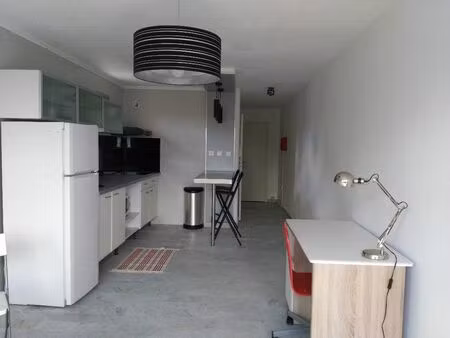 location appartement 2 pièces 36 m² à montpellier (34090)
