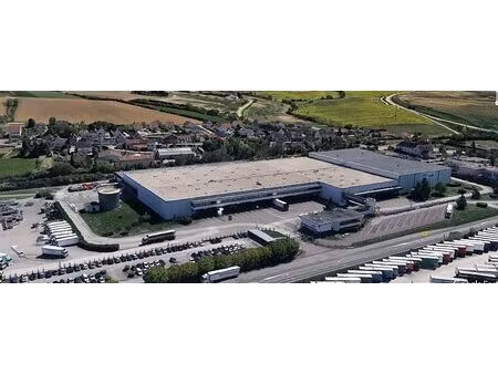 location entrepôt / local d'activités auxerre 7 000 m²