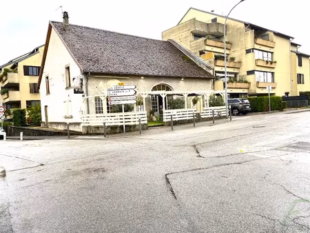 vente locaux professionnels 180 m² à belley (01300)  237 000 €