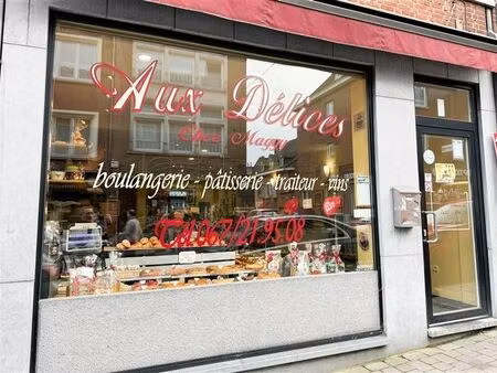 surface commerciale très bien située avec fonds de commerce