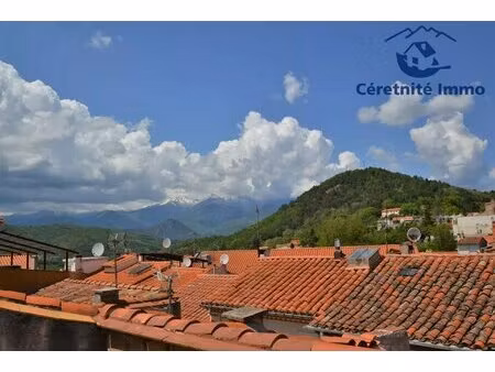 immeuble à renover avec appartement habitable