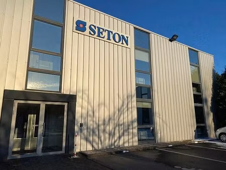 location bureau roncq 1 006 m²