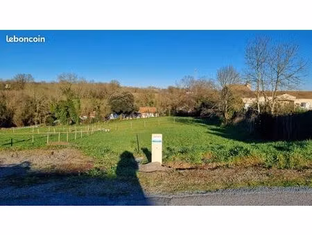 terrain à bâtir viabilisé 815 m² proche commerces