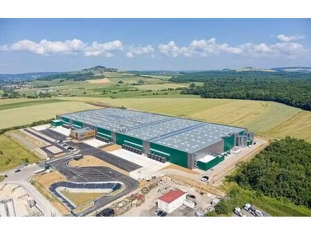 vente/location entrepôt / local d'activités atton 13 629 m²
