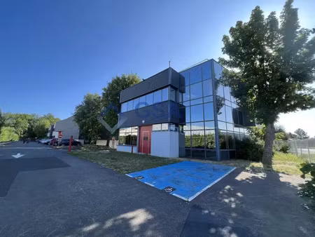 location local d'activités tigery 91250