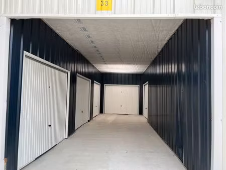 box de stockage de 18 à 115 m²