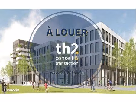 local 2570 m² caen