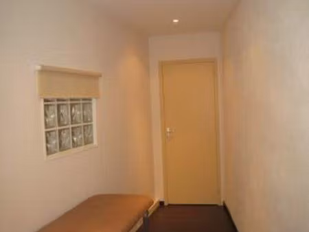 local infirmier zfu saint henri 13016