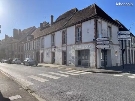 local commercial sézanne