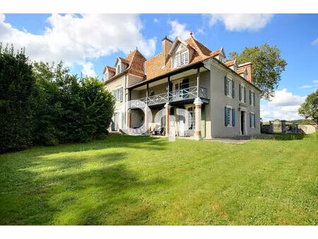 vente maison 8 pièces 365m2 castétis 64300 - 270000 € - surface privée