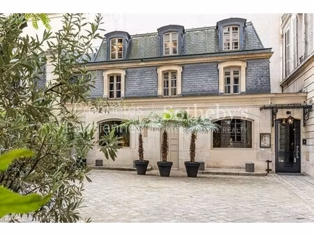 hôtel particulier à vendre dans le quartier elysées-madeleine