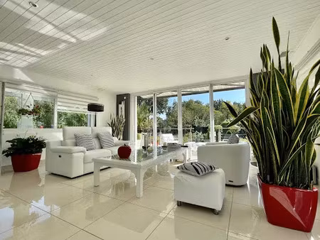 vente maison 8 pièces 249 m² à le girouard (85150)  637 000 €