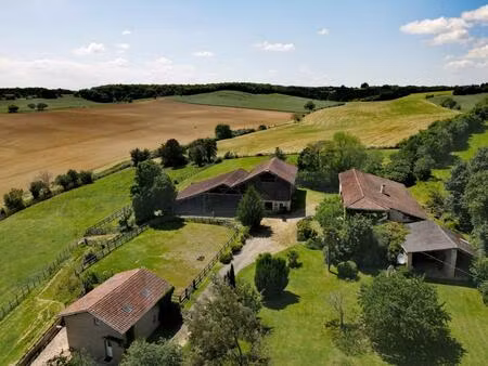 vente maison 13 pièces 407 m² montesquiou (32320)