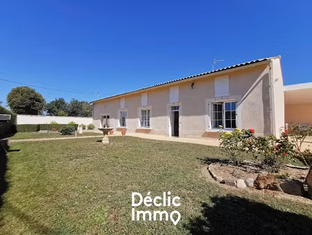 vente maison 6 pièces 142 m² à priaires (79210)  238 280 €