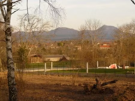terrain viabilisé de 1 900 m² à 25 min. des portes ouest de clermont-fd
