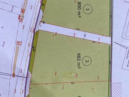 terrain de 986m2 lot 3