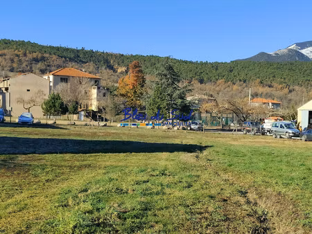 terrain à bâtir 1080m2 pour maison 4 faces