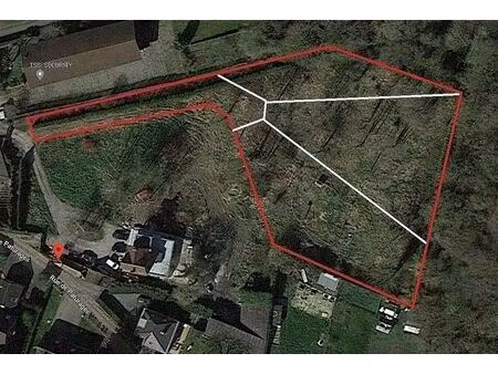 superbe terrain a batir de +/- 50 ares