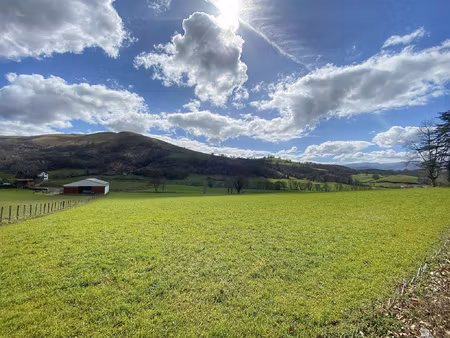 terrain à bâtir de 1093m2 à 8 minutes de saint jean pied de