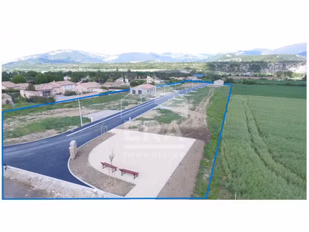 vente terrain 692 m² à aubignosc (04200)  107 000 €